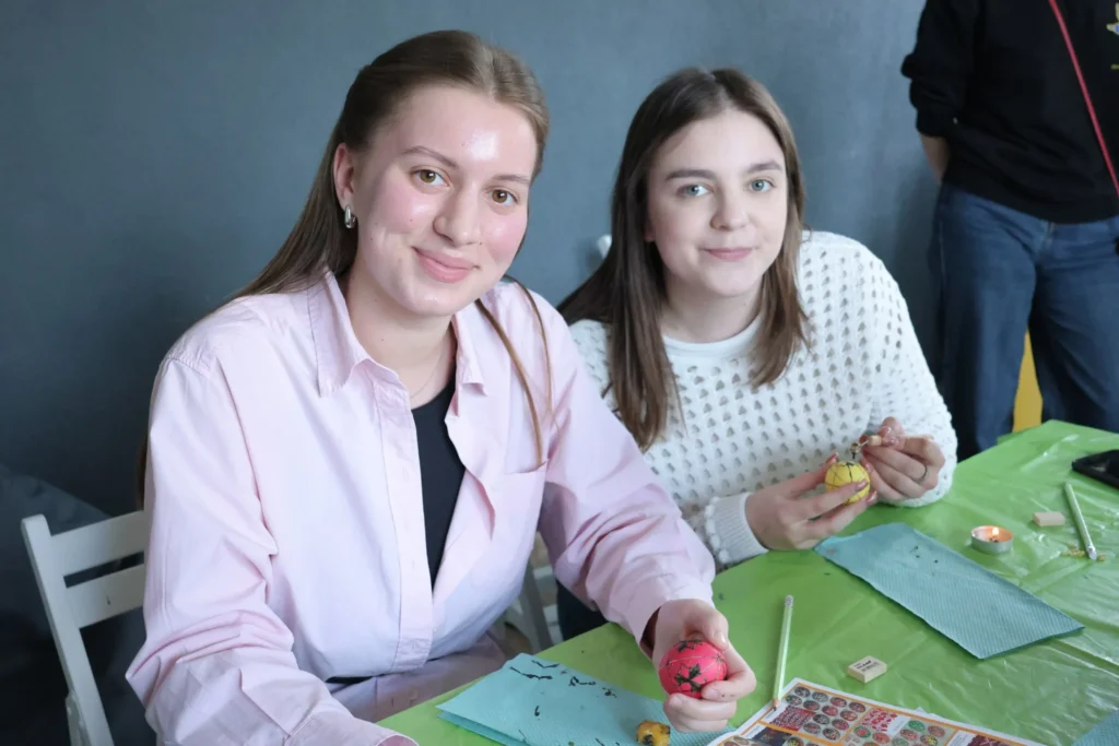 У Миколаєві активно писанкують