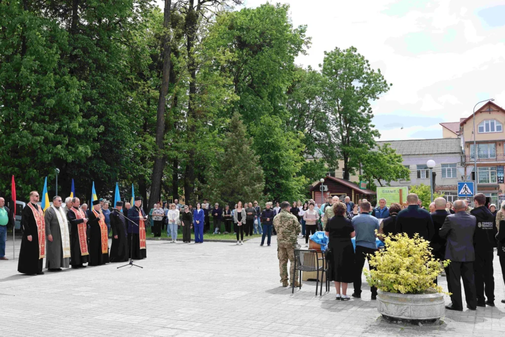 Попрощалися з вихідцями з Миколаєва Михайлом Ярішем та Володимиром Сурняком Попрощалися з вихідцями з Миколаєва Михайлом Ярішем та Володимиром Сурняком