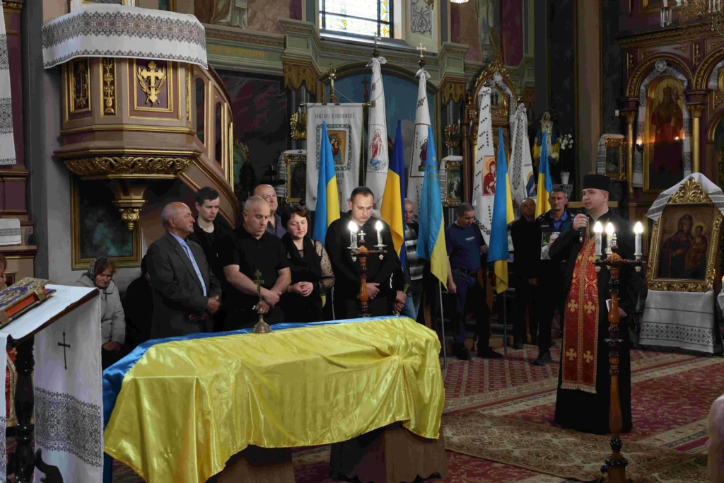 Попрощалися з вихідцями з Миколаєва Михайлом Ярішем та Володимиром Сурняком Попрощалися з вихідцями з Миколаєва Михайлом Ярішем та Володимиром Сурняком