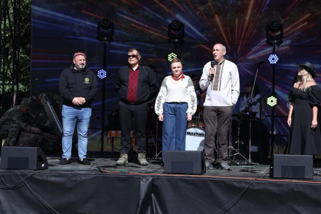 Відбувся фестиваль-форум «Гута Фест: зі щитом і честю» Відбувся фестиваль-форум «Гута Фест: зі щитом і честю»